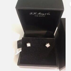 R.H. Macy's Co Fine Jewelry Diamond Stud Earrings 1/4 ct.t.w. 10k Gold